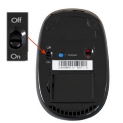 Parte inferior del mouse inalámbrico, donde se muestra el interruptor de encendido.
