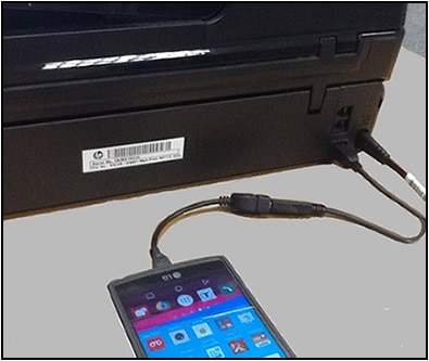 USB OTG 케이블을 지원하는 프린터에 연결된 Android 장치의 예